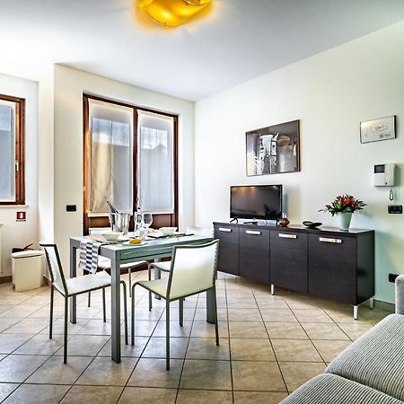 Casa Vacanze Arianna Rosia Bagian luar foto