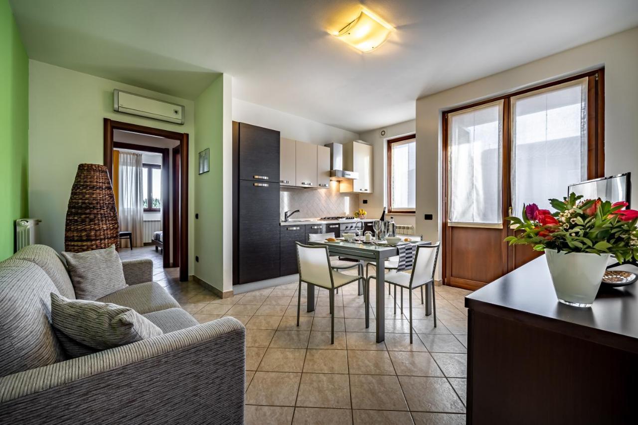 Casa Vacanze Arianna Rosia Bagian luar foto